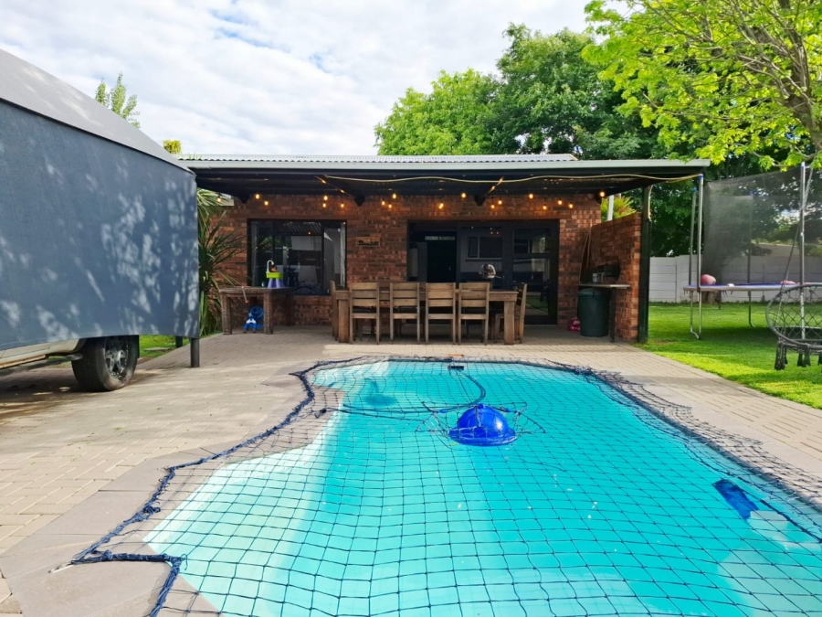 4 Bedroom Property for Sale in Bayswater Free State